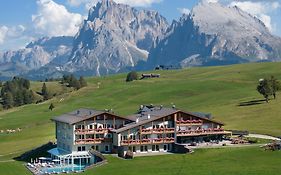 Hotel Santner Alpine Sport & Relax