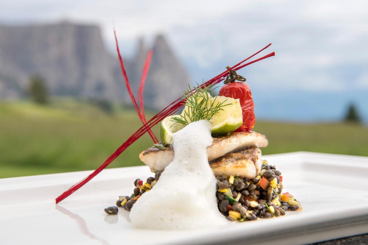 Hotel Santner Alpine Sport & Relax Alpe Di Siusi Esterno foto